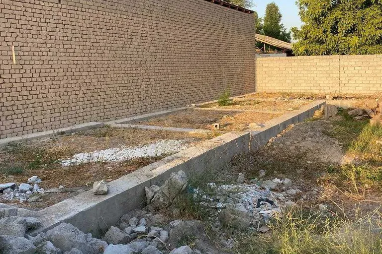 Сотувда ер участкаси, 2 сот.