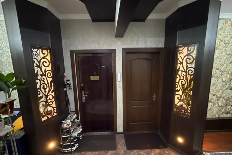 В продаже 4-комн. квартира, 96 м²