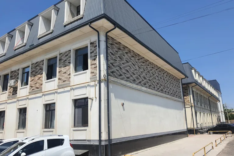 Сотувда 6+ хонали квартира, 126 м²