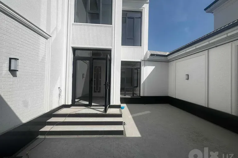 В продаже 5-комн. квартира, 170 м²
