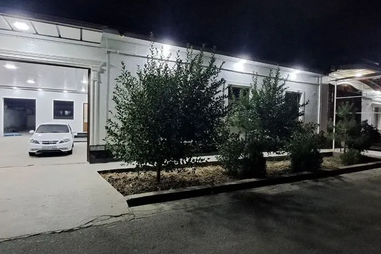 В продаже дом, 600 м², 1 этаж, 6 сот.