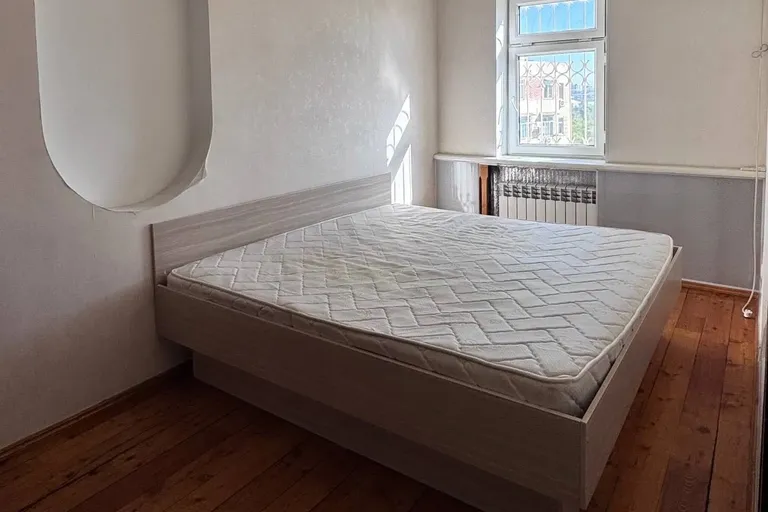 В продаже 4-комн. квартира, 80 м²