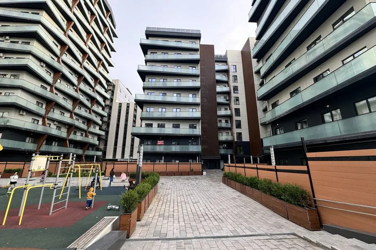В продаже 2-комн. квартира, 85 м²