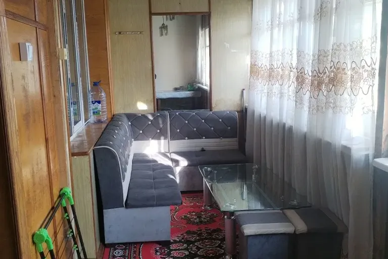 Сотувда 2 хонали квартира, 55 м²