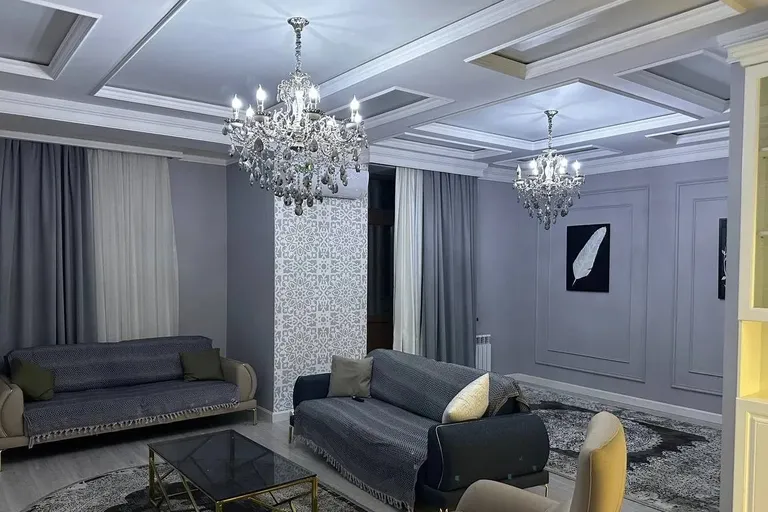 В продаже 4-комн. квартира, 180 м²
