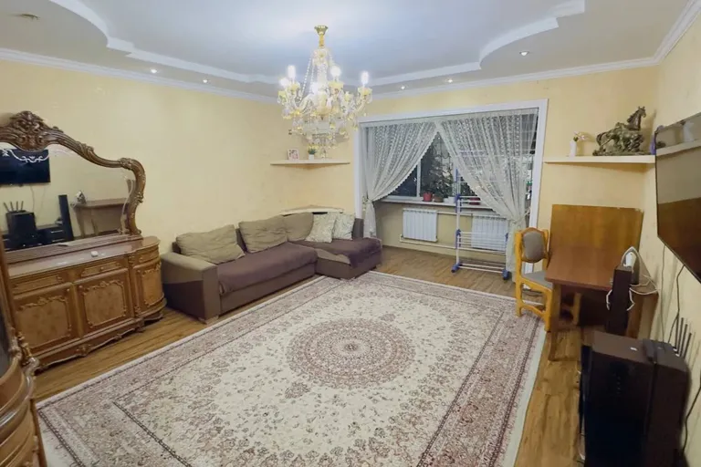 В продаже 3-комн. квартира, 74 м²