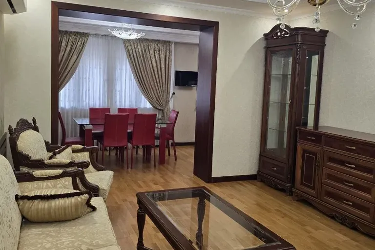 В продаже 3-комн. квартира, 77 м²