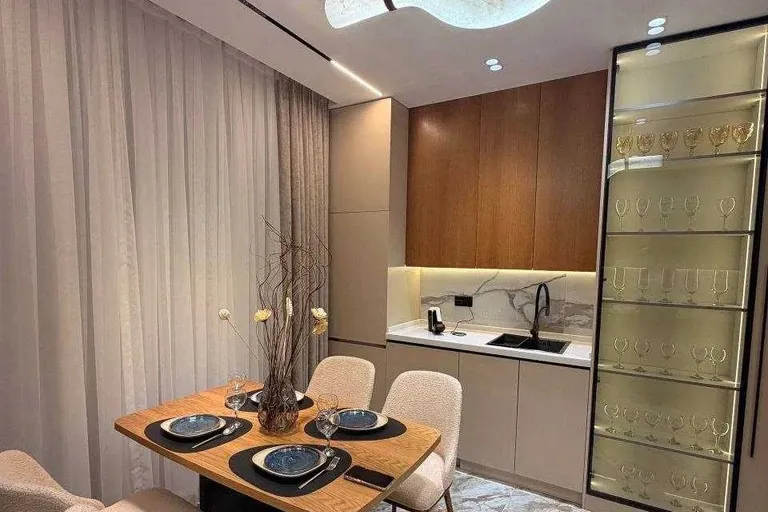 В продаже 3-комн. квартира, 98 м²
