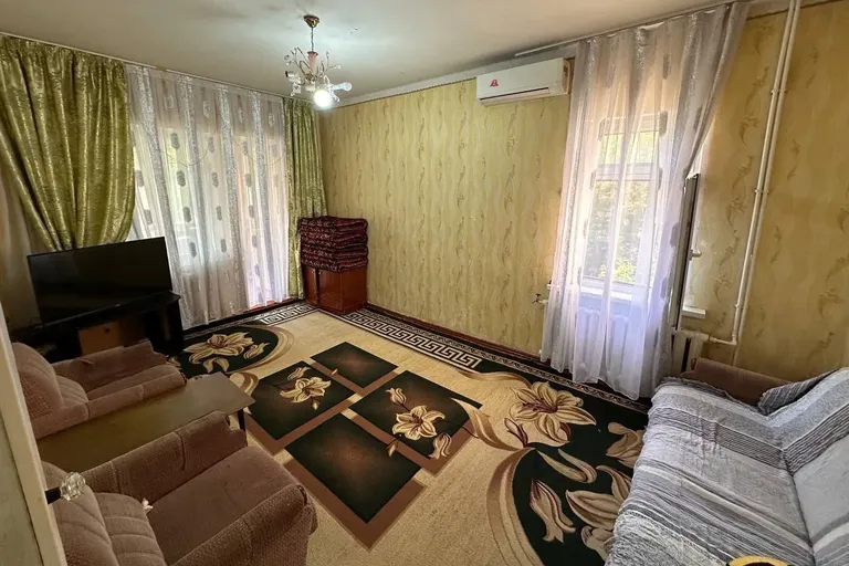 В продаже 2-комн. квартира, 58 м²