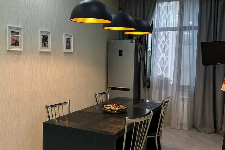 В продаже 4-комн. квартира, 107 м²