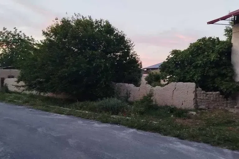 В продаже земля, 6 сот.