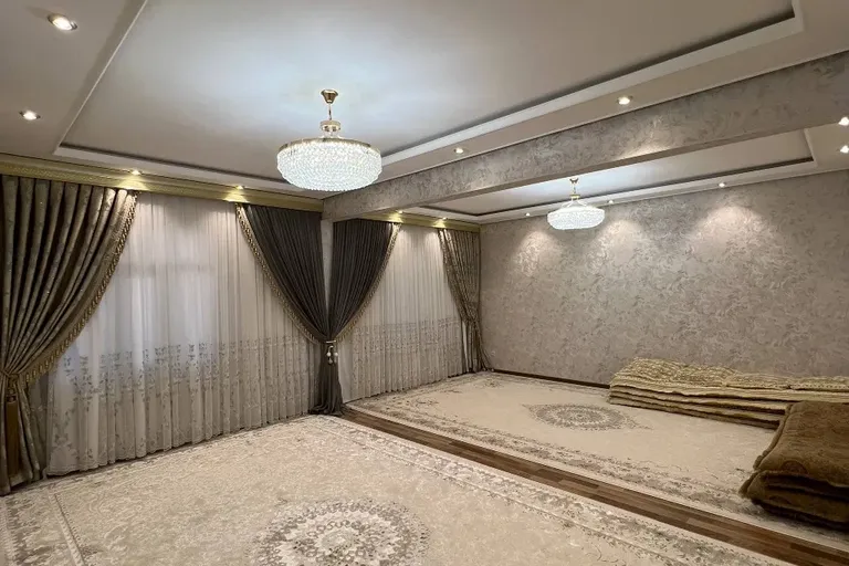 В продаже 4-комн. квартира, 130 м²