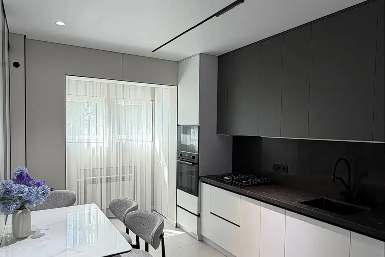 В продаже 2-комн. квартира, 70 м²
