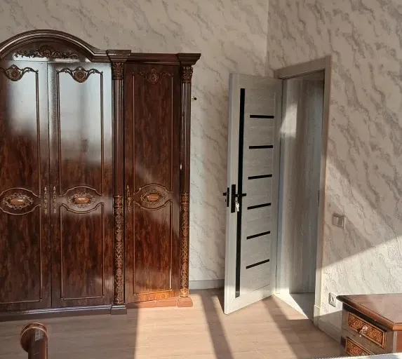 Сотувда 3 хонали квартира, 96 м²