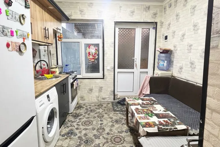 В продаже дом, 100 м², 1 этаж, 1 сот.