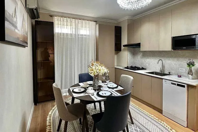 В продаже 2-комн. квартира, 42 м²
