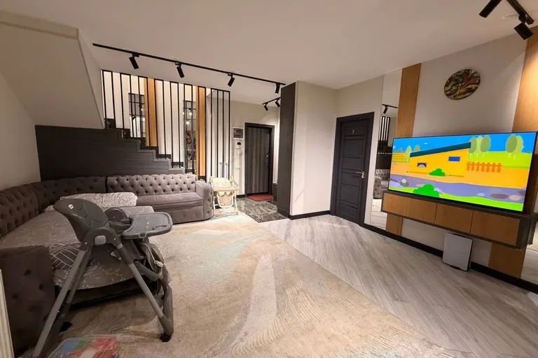 Сотувда 3 хонали квартира, 94 м²