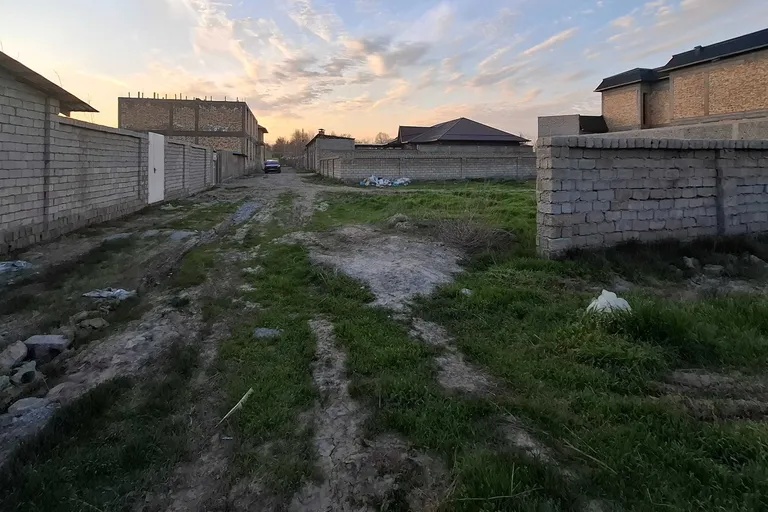 Сотувда ер участкаси, 4 сот.