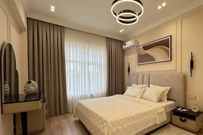 В продаже 5-комн. квартира, 150 м²