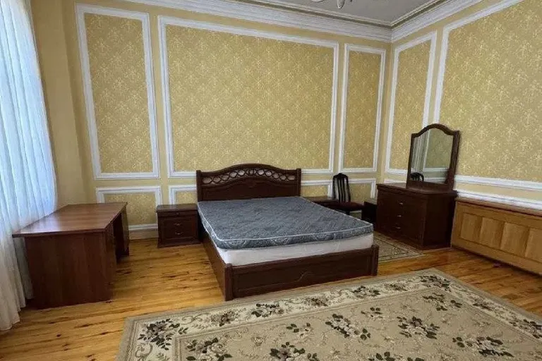 В продаже дом, 400 м², 1 этаж, 4 сот.