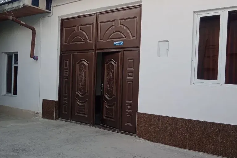 В продаже дом, 185 м², 1 этаж, 3,7 сот.