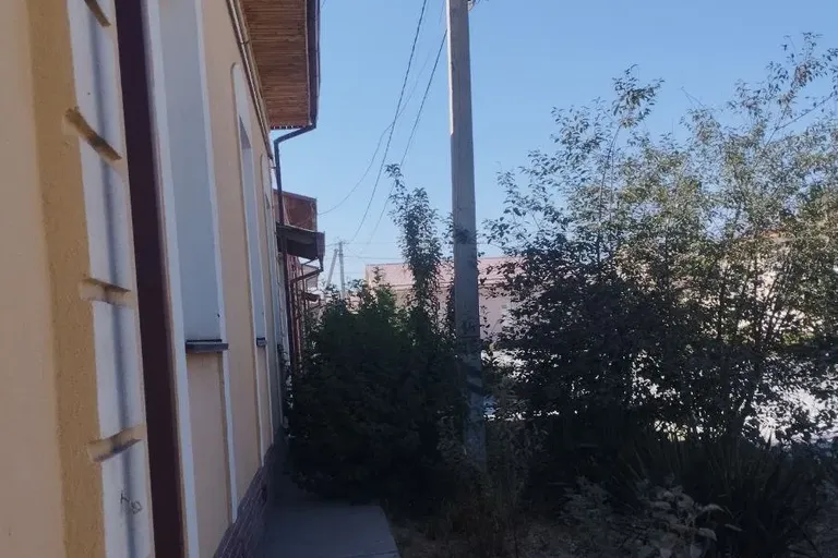 Сотувда уй, 300 м², 1 қаватли, 6 сот.
