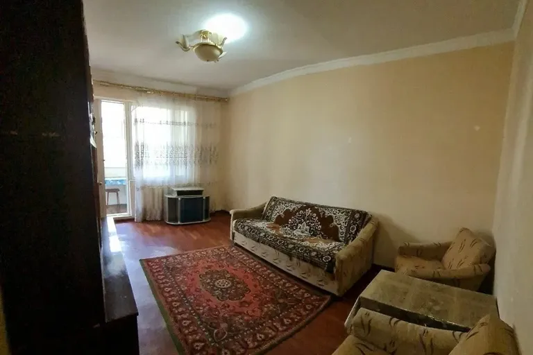 Сотувда 1 хонали квартира, 38 м²