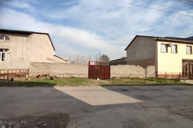 Сотувда ер участкаси, 8 сот.