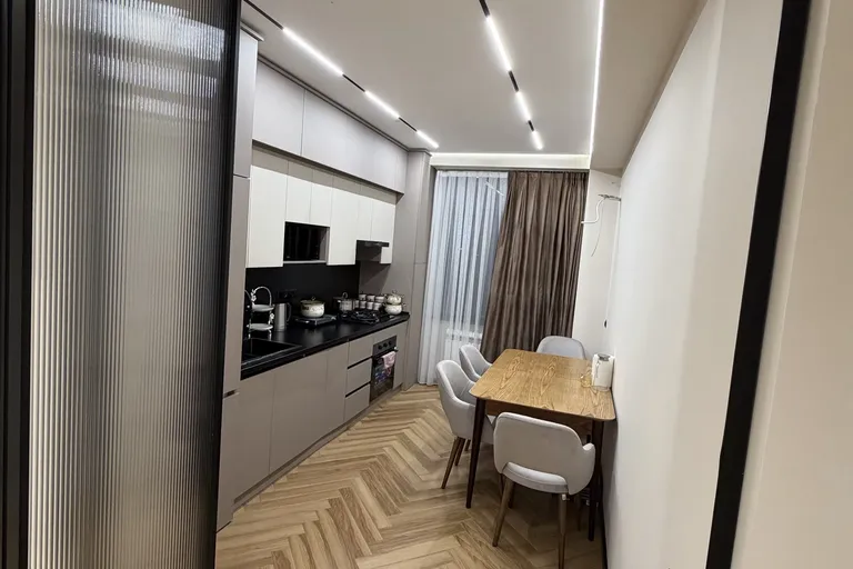 В продаже 3-комн. квартира, 69.9 м²