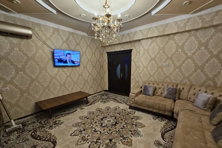 В продаже 2-комн. квартира, 72 м²