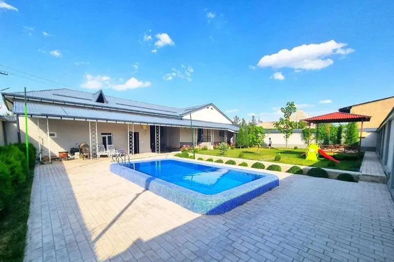 В продаже дом, 600 м², 1 этаж, 6 сот.