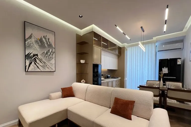 В продаже 2-комн. квартира, 53 м²