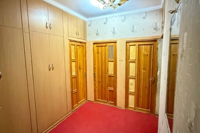 В продаже 3-комн. квартира, 82 м²