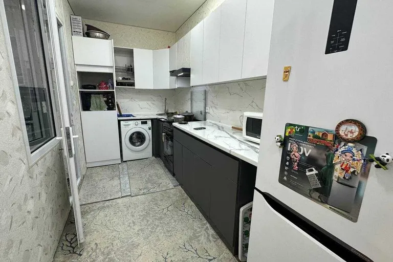 Сотувда 3 хонали квартира, 78 м²