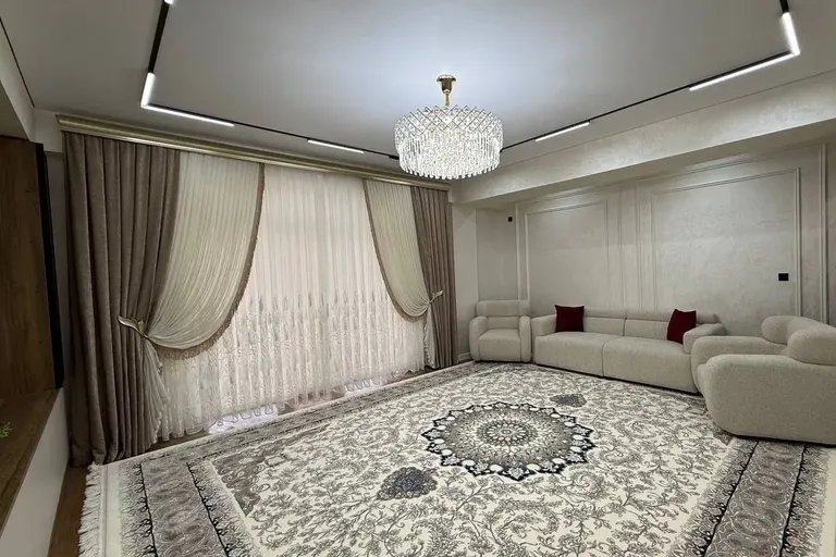 Сотувда 3 хонали квартира, 114 м²