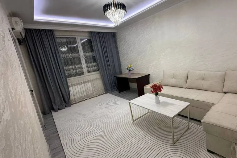 В продаже 2-комн. квартира, 42 м²