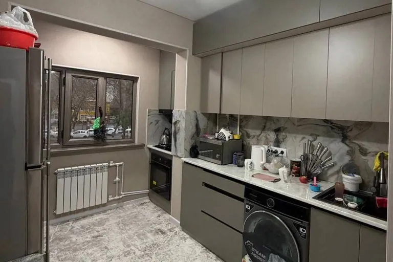 В продаже 4-комн. квартира, 82 м²