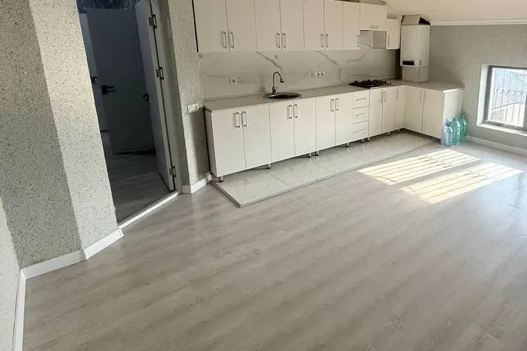 В продаже 3-комн. квартира, 110 м²