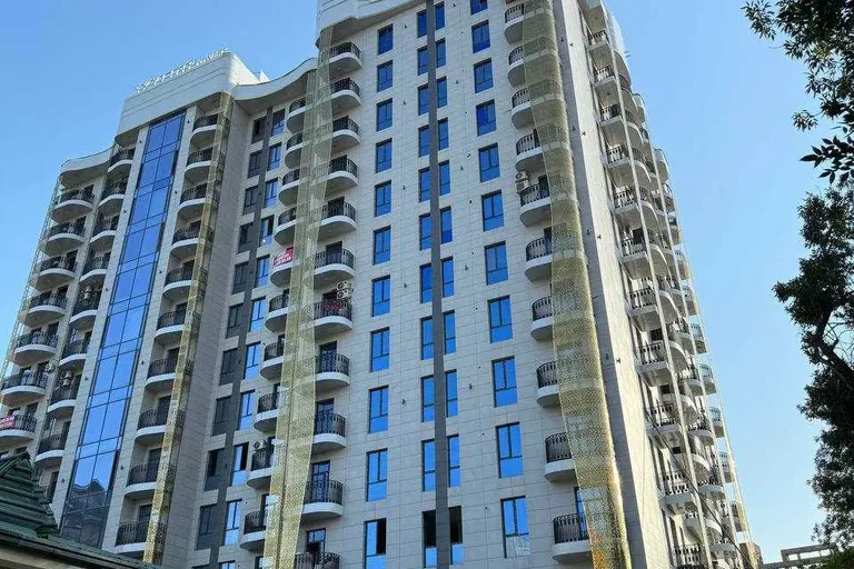 В продаже 4-комн. квартира, 150 м²