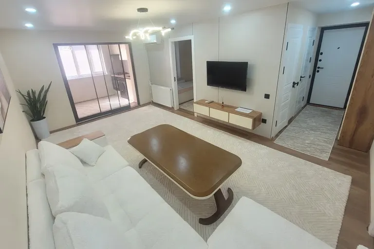 В продаже 2-комн. квартира, 48 м²
