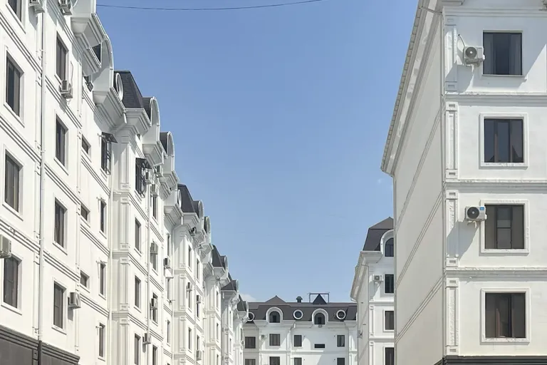 В продаже 2-комн. квартира, 77.44 м²