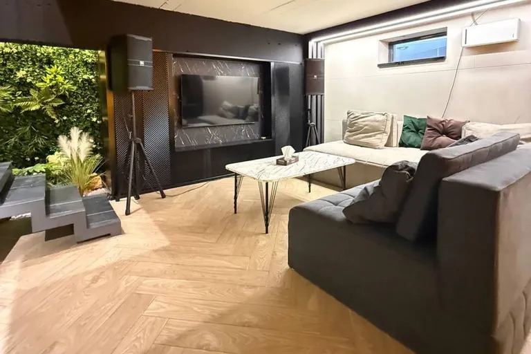 В продаже 4-комн. квартира, 120 м²