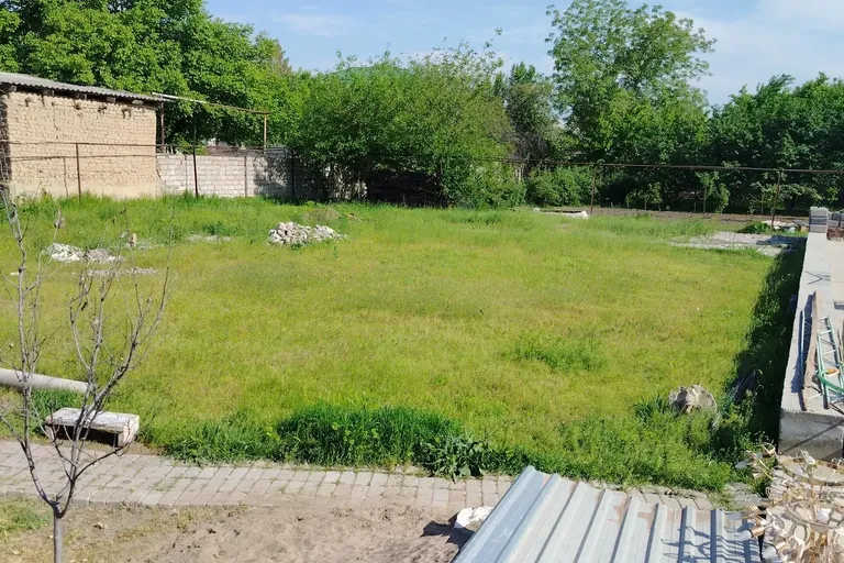 В продаже земля, 8 сот.