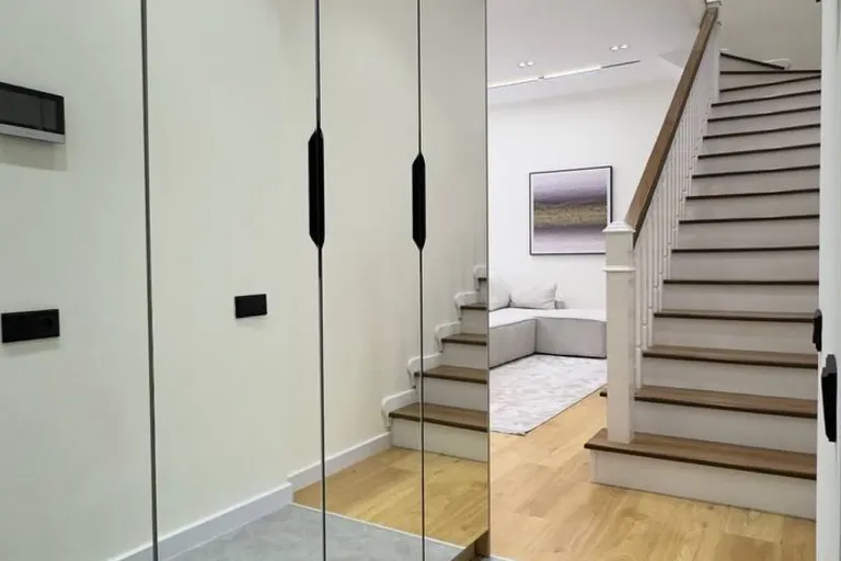 Сотувда 4 хонали квартира, 110 м²