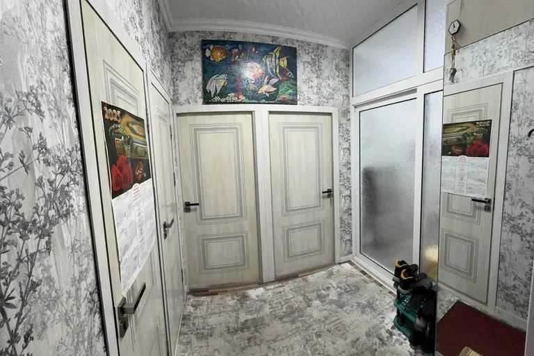 Сотувда 2 хонали квартира, 43 м²