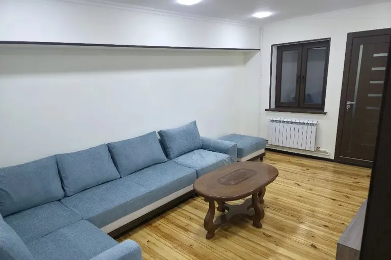 В продаже 4-комн. квартира, 90 м²