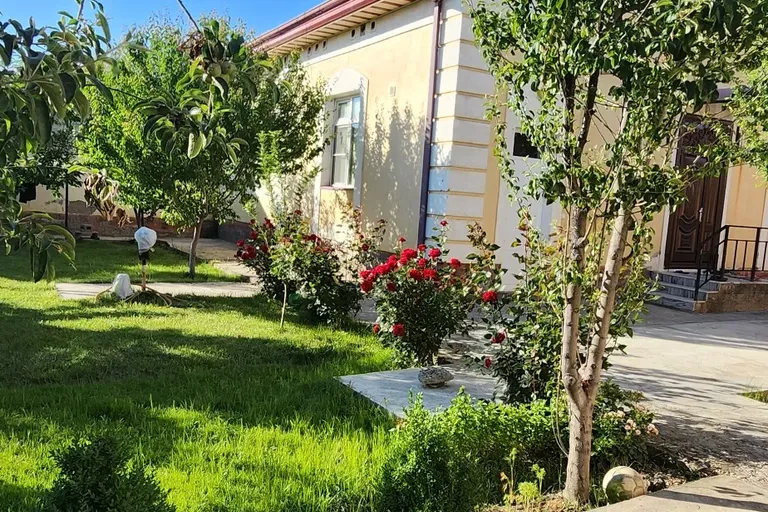 Сотувда уй, 600 м², 1 қаватли, 6 сот.