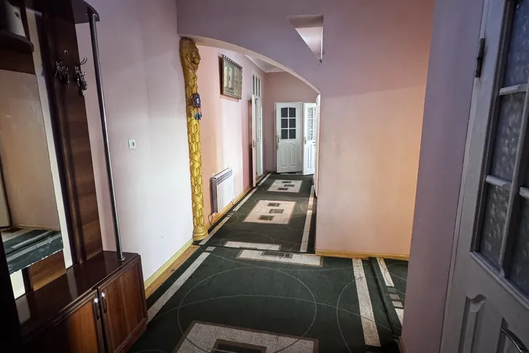 В продаже 4-комн. квартира, 91 м²