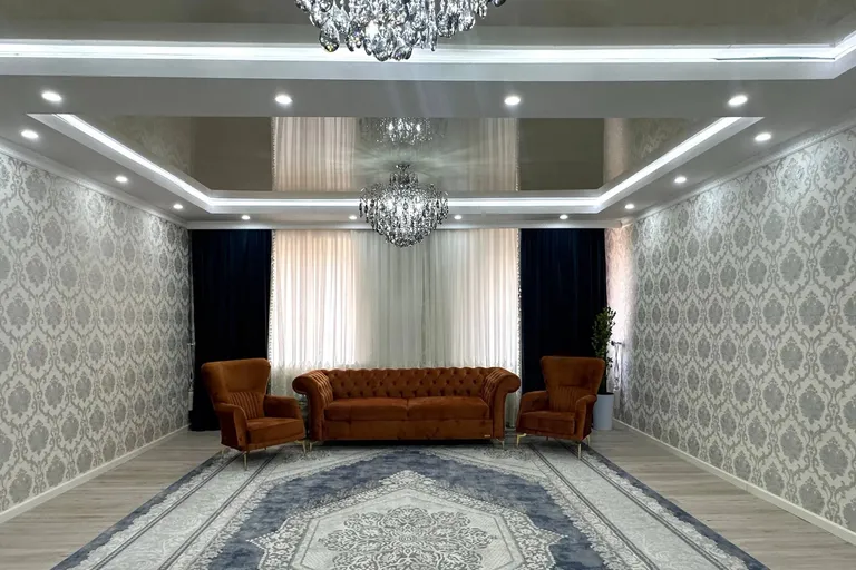 В продаже 4-комн. квартира, 145 м²