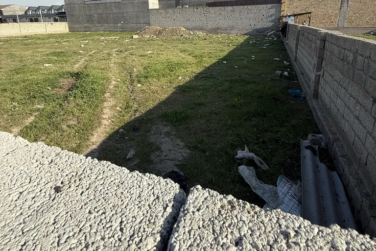 В продаже земля, 5 сот.